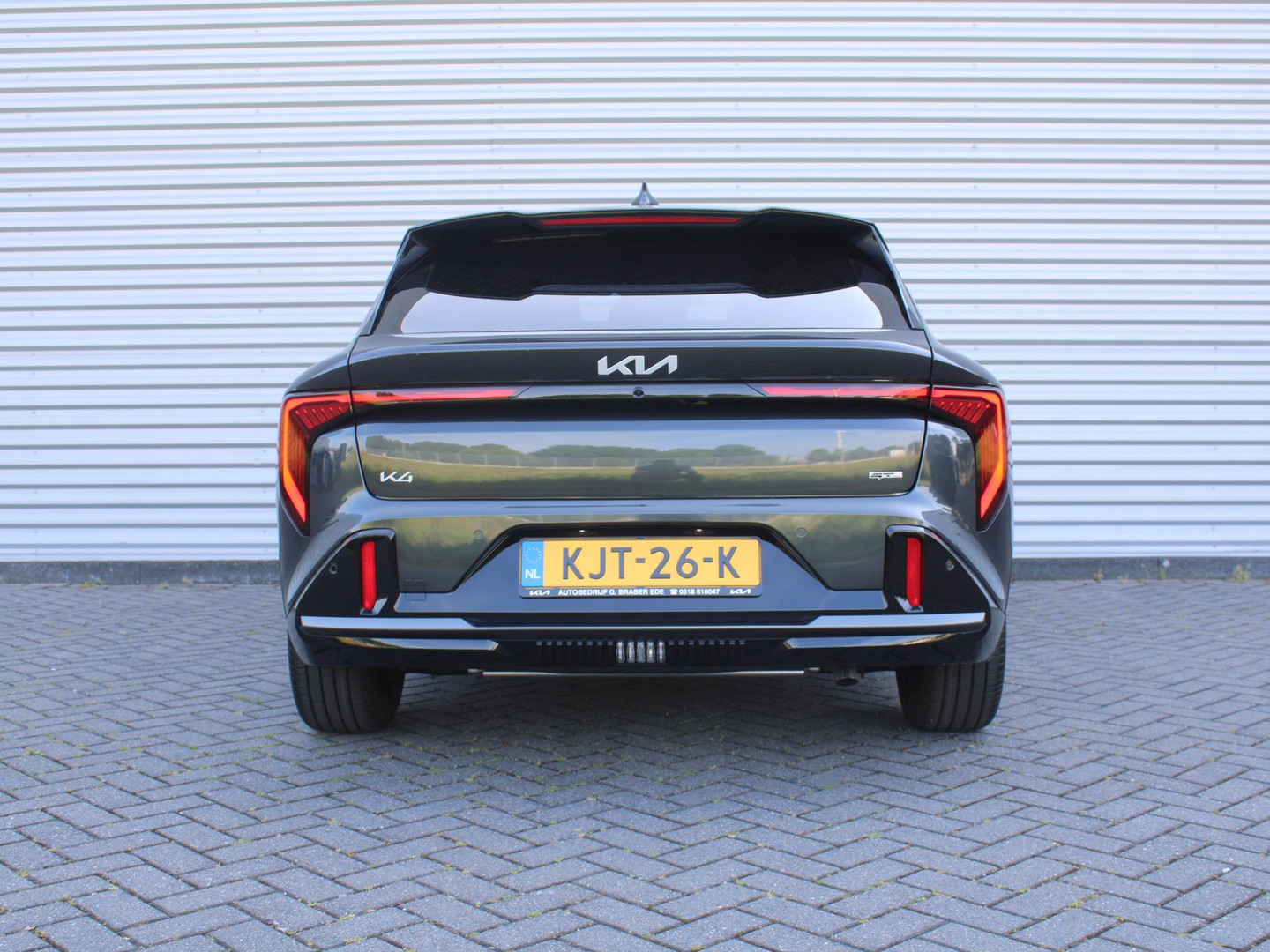 Kia K4