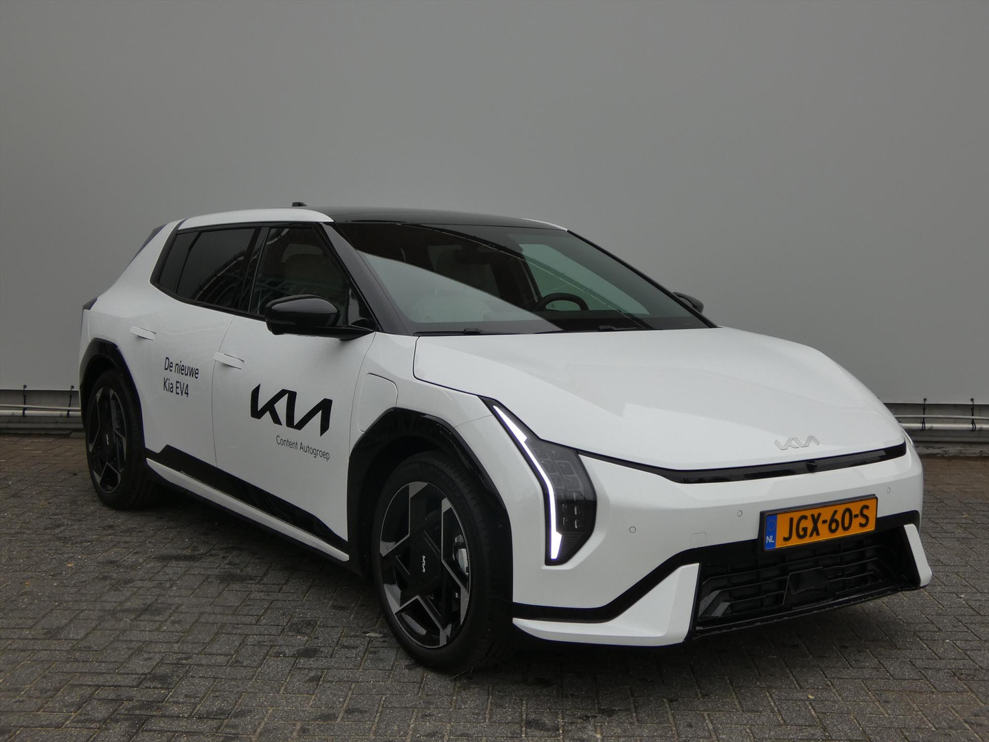 Kia EV4