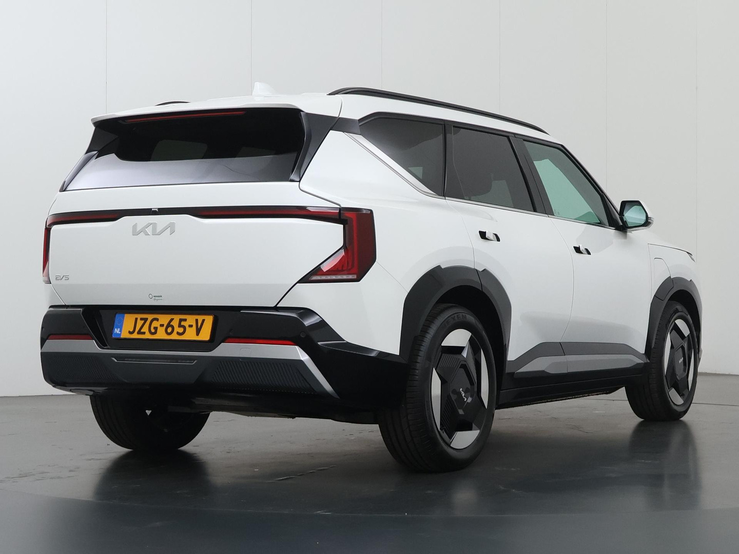 Kia EV5