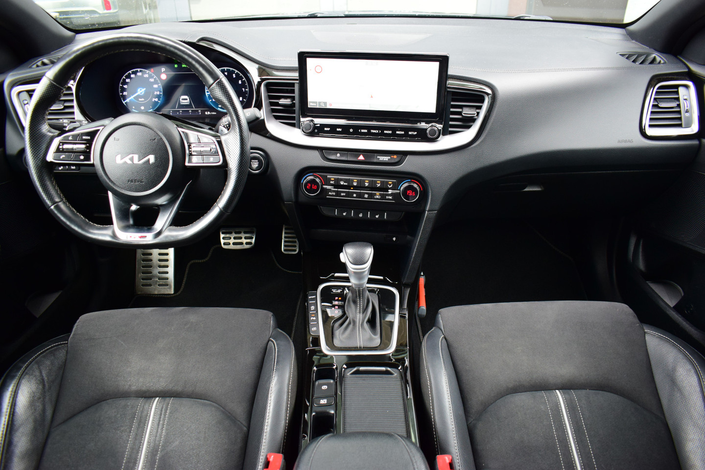 Kia ProCeed