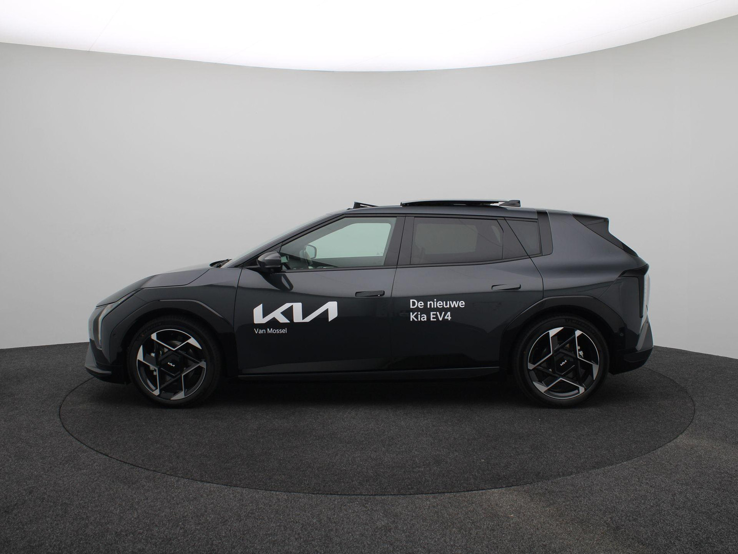 Kia EV4