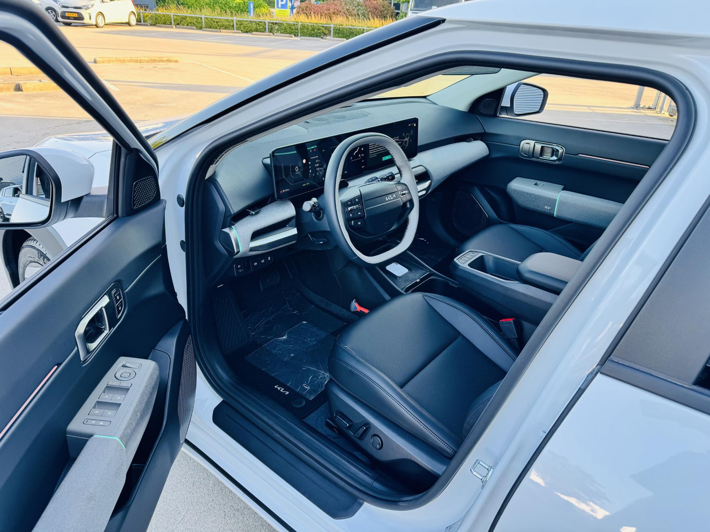 Kia EV4