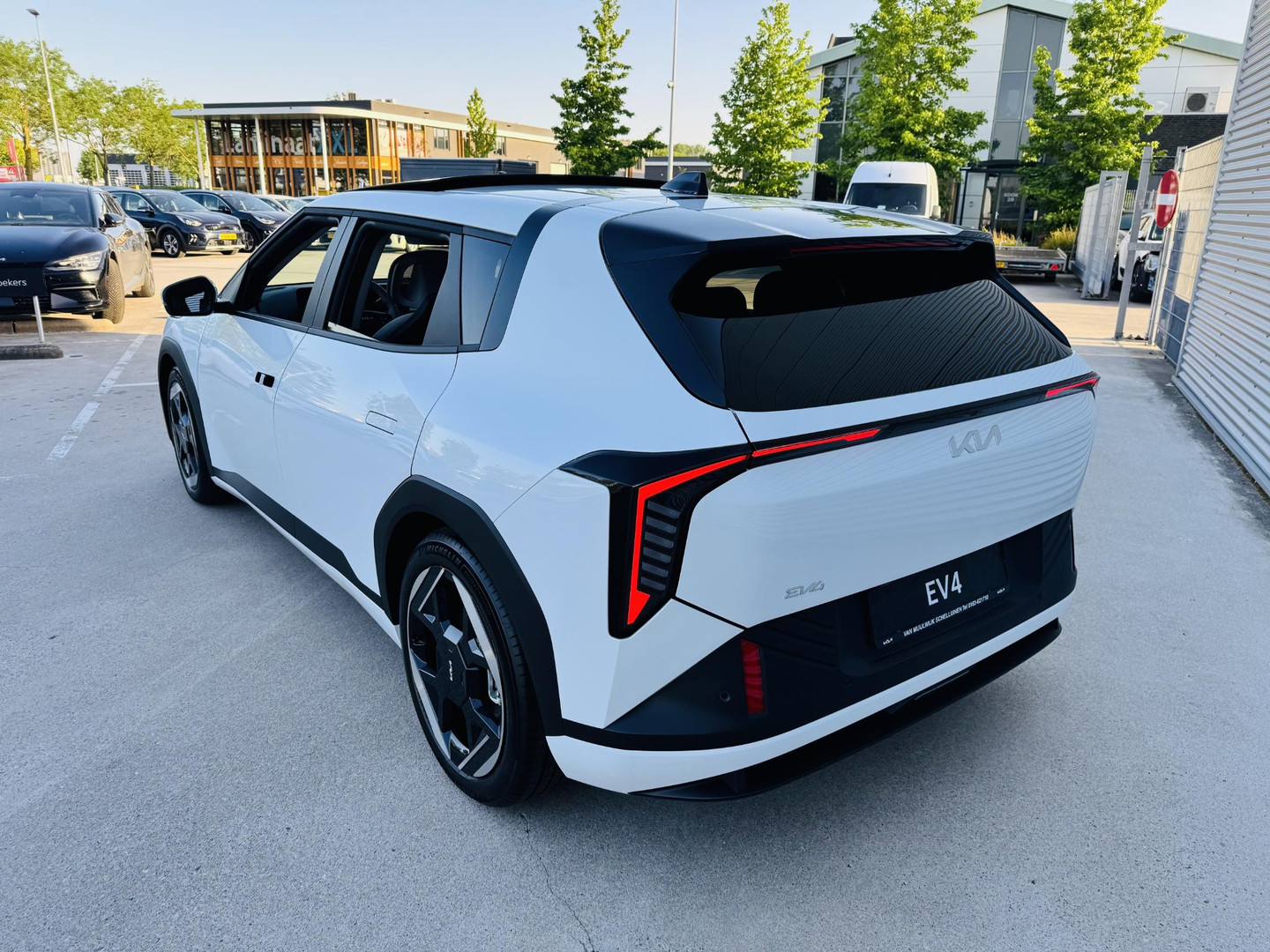 Kia EV4