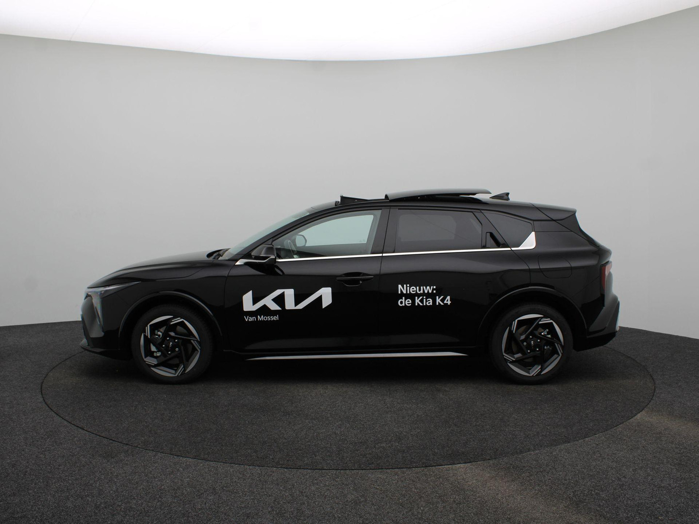 Kia K4