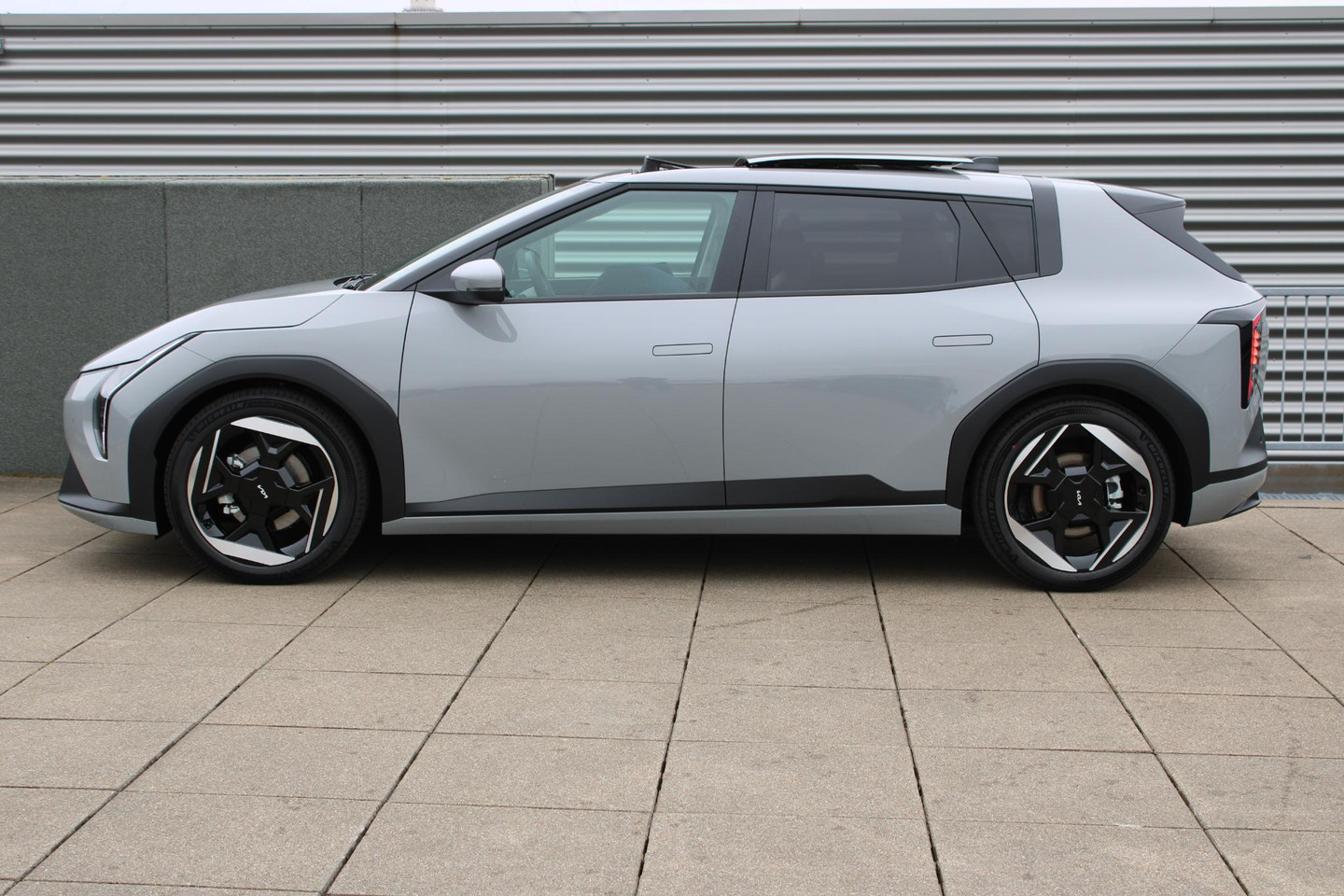Kia EV4