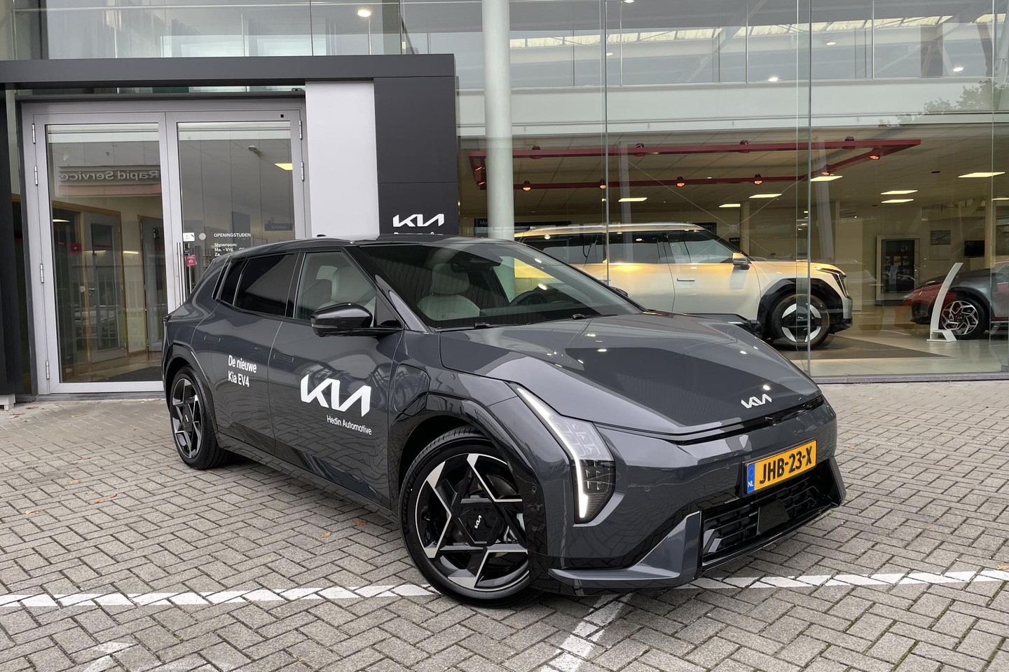 Kia EV4