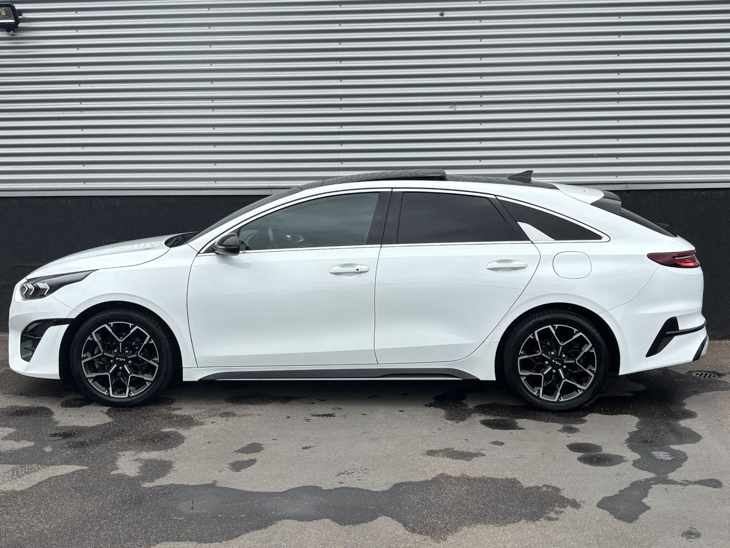 Kia ProCeed