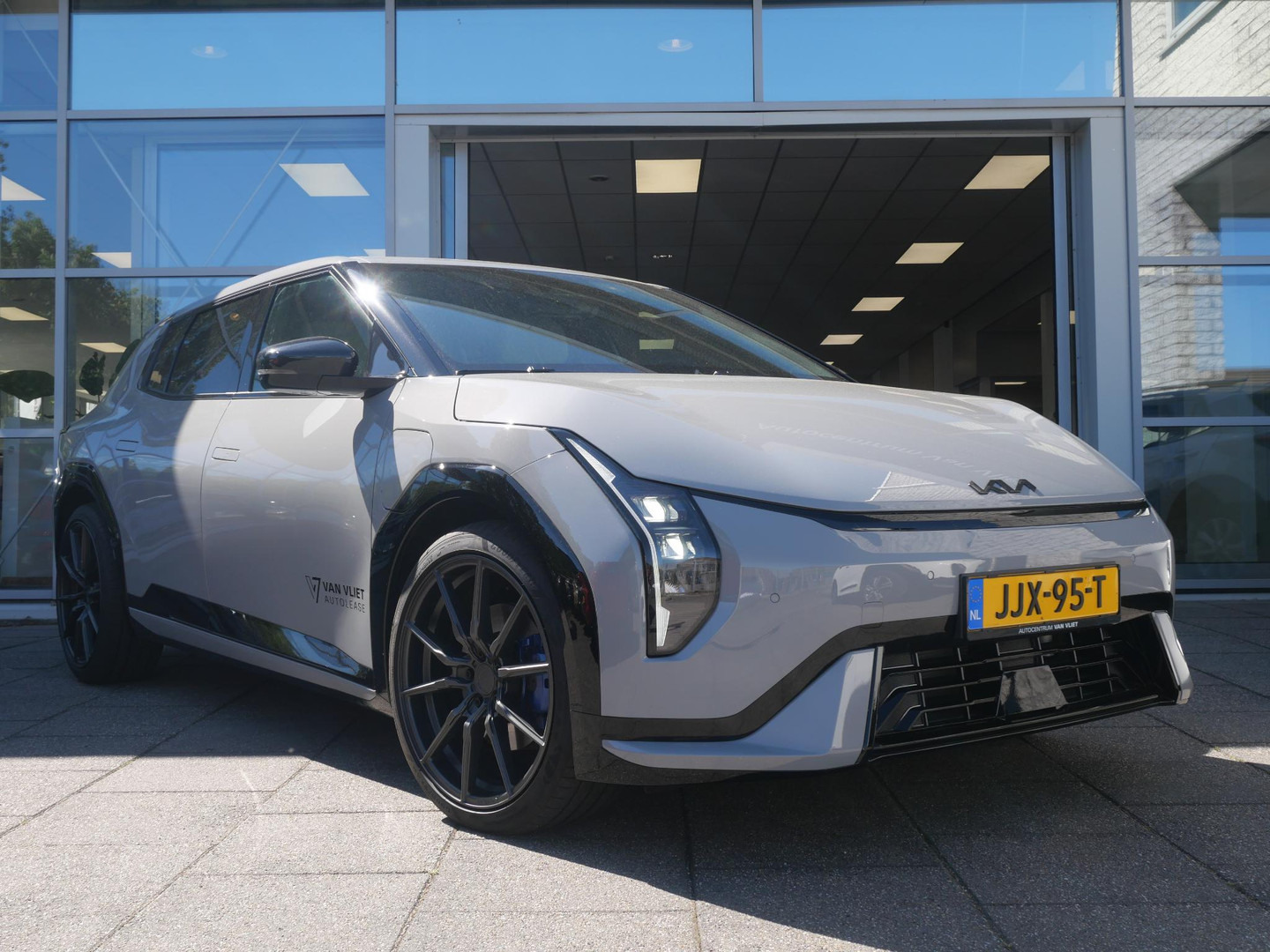 Kia EV4