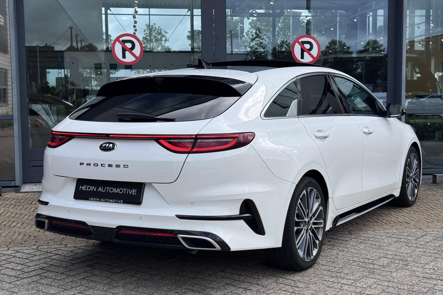 Kia ProCeed