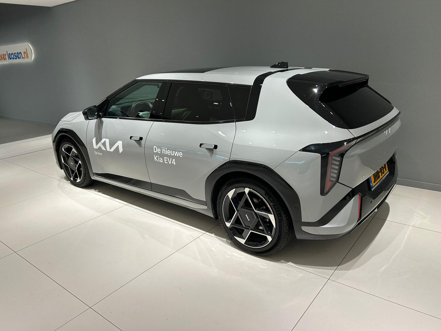 Kia EV4