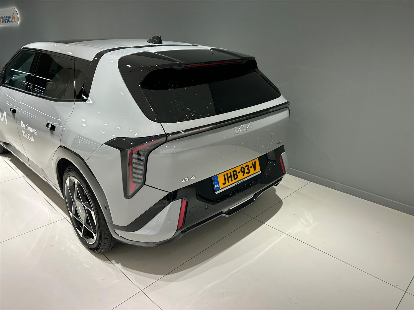 Kia EV4