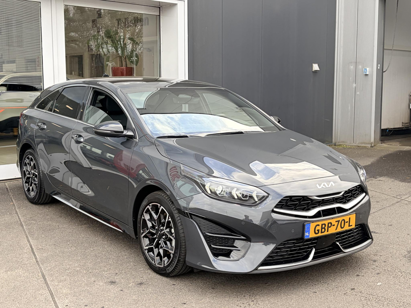 Kia ProCeed