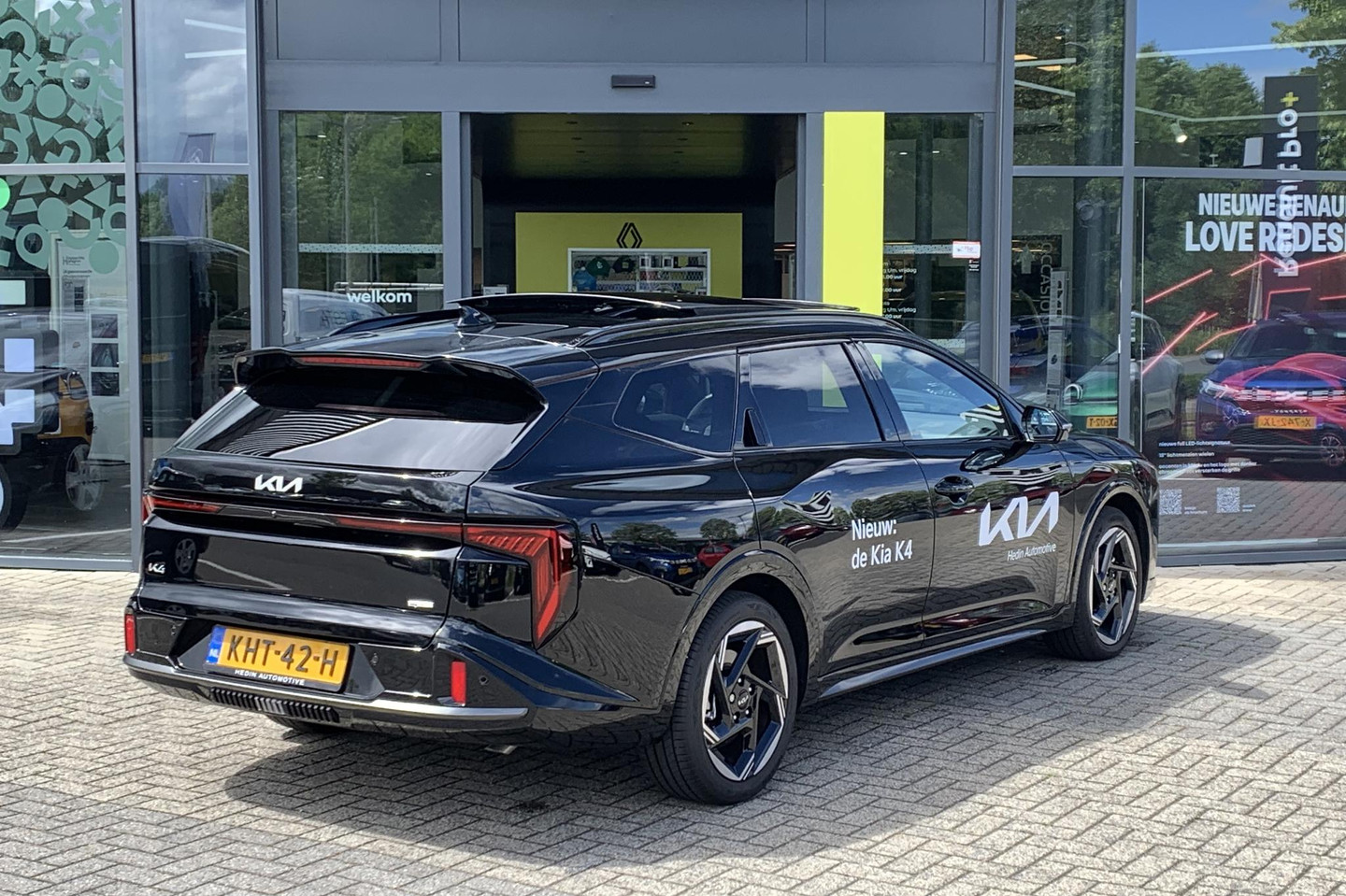 Kia K4 Sportswagon