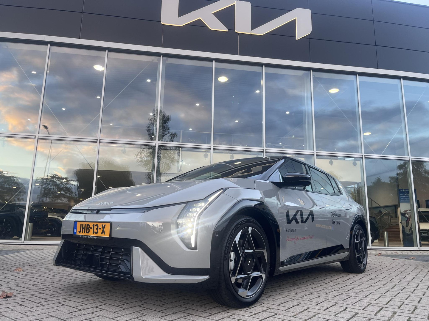 Kia EV4