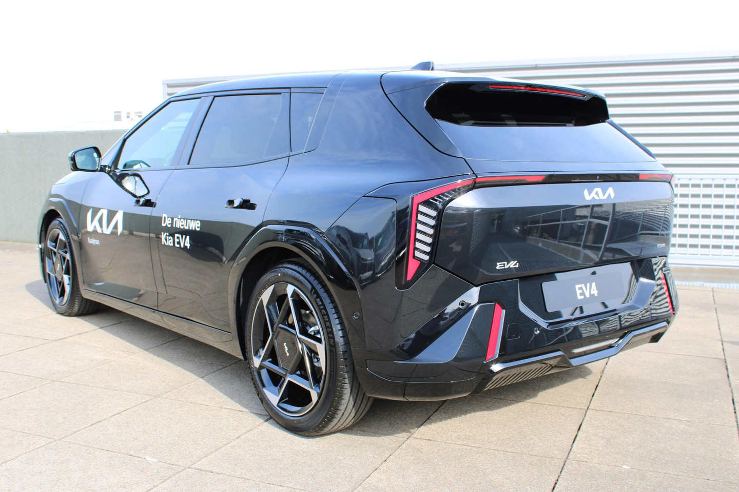 Kia EV4