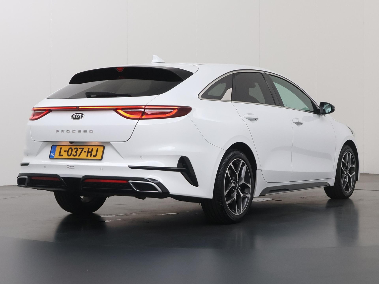 Kia ProCeed