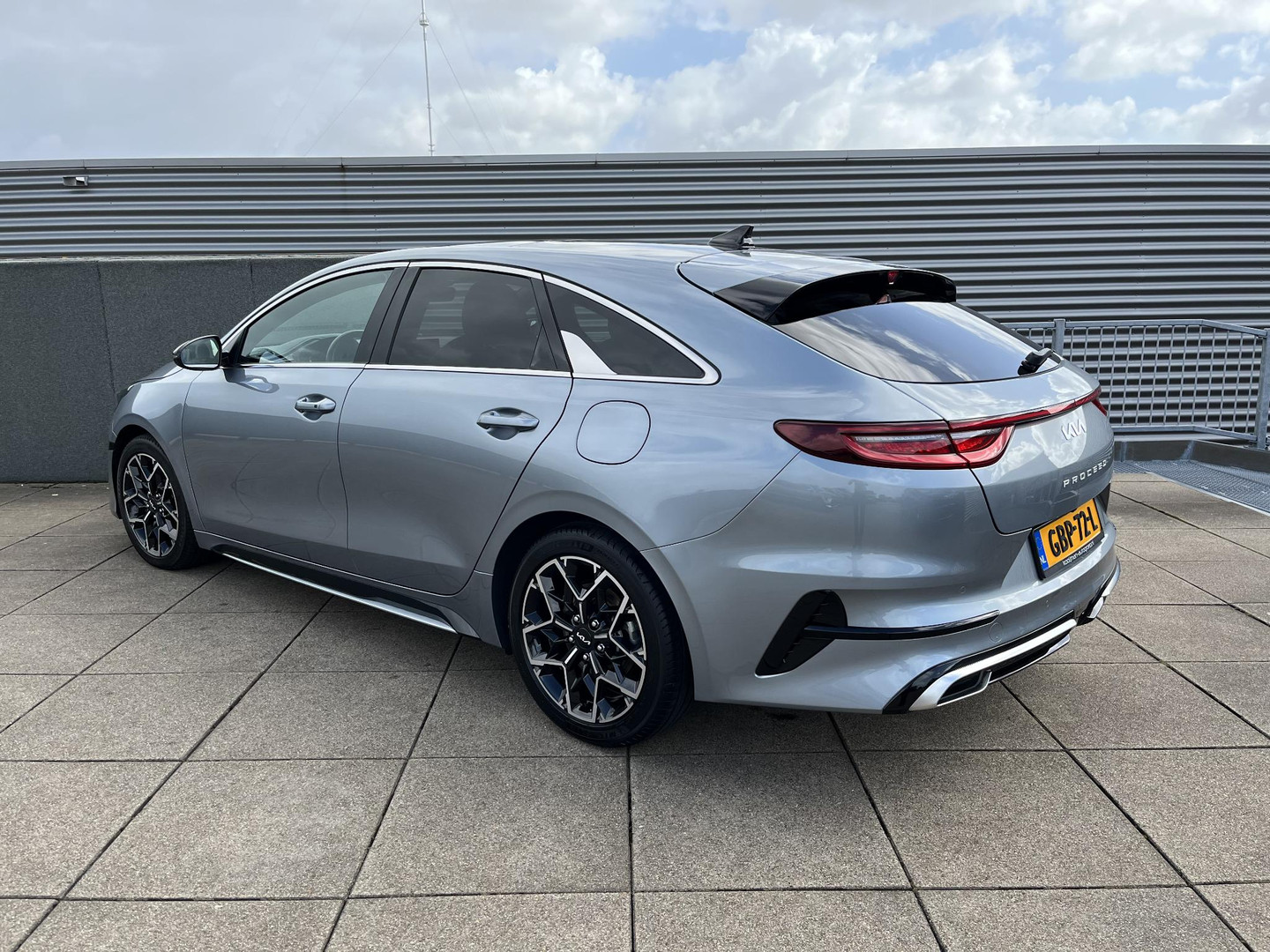 Kia ProCeed