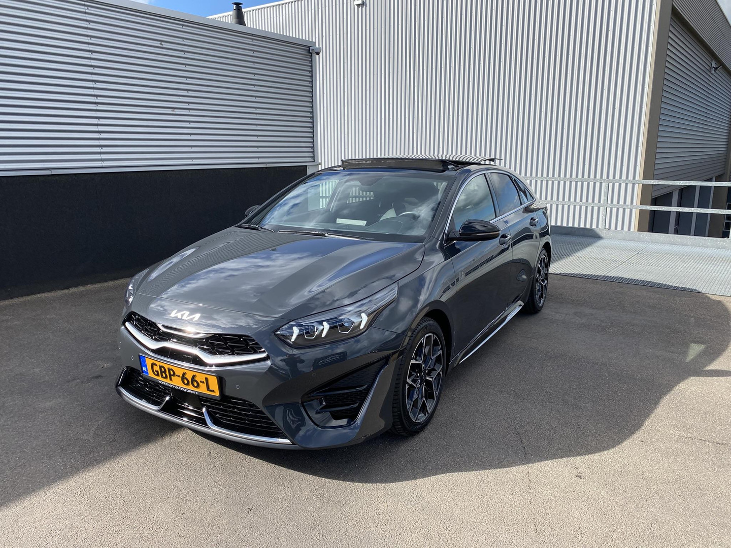 Kia ProCeed