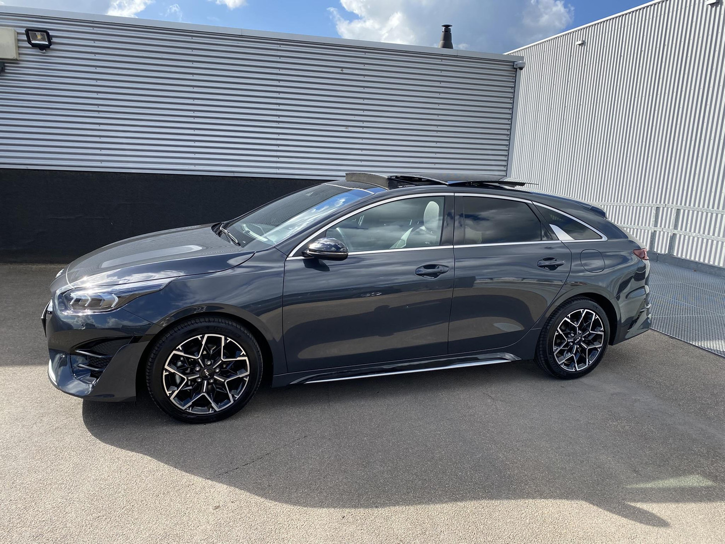 Kia ProCeed