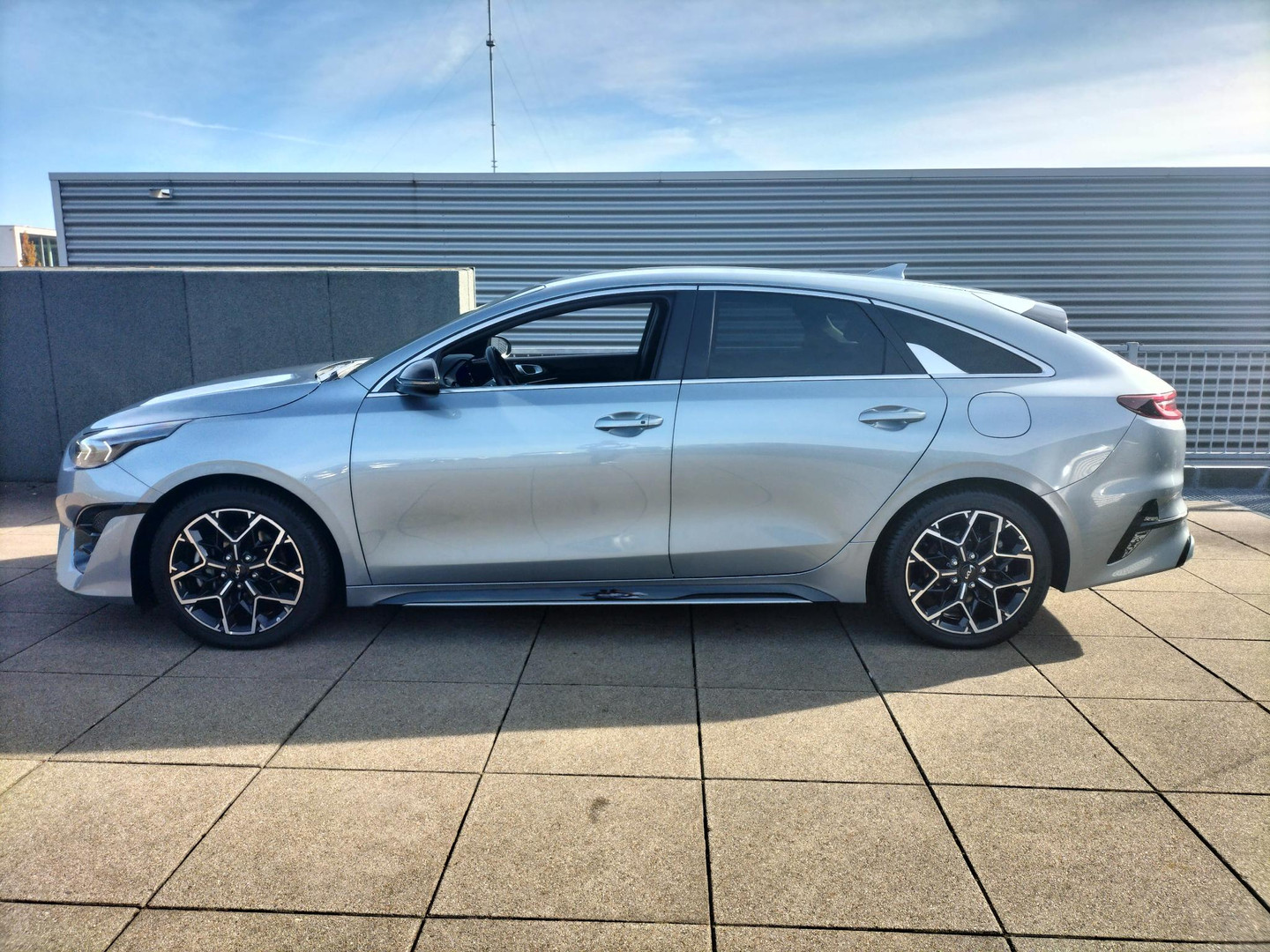 Kia ProCeed