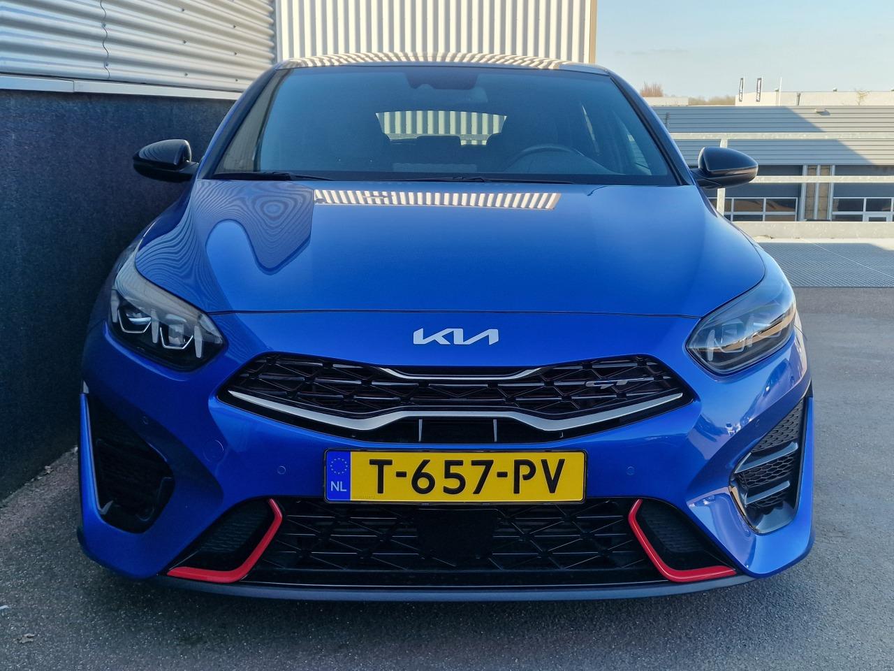 Kia ProCeed