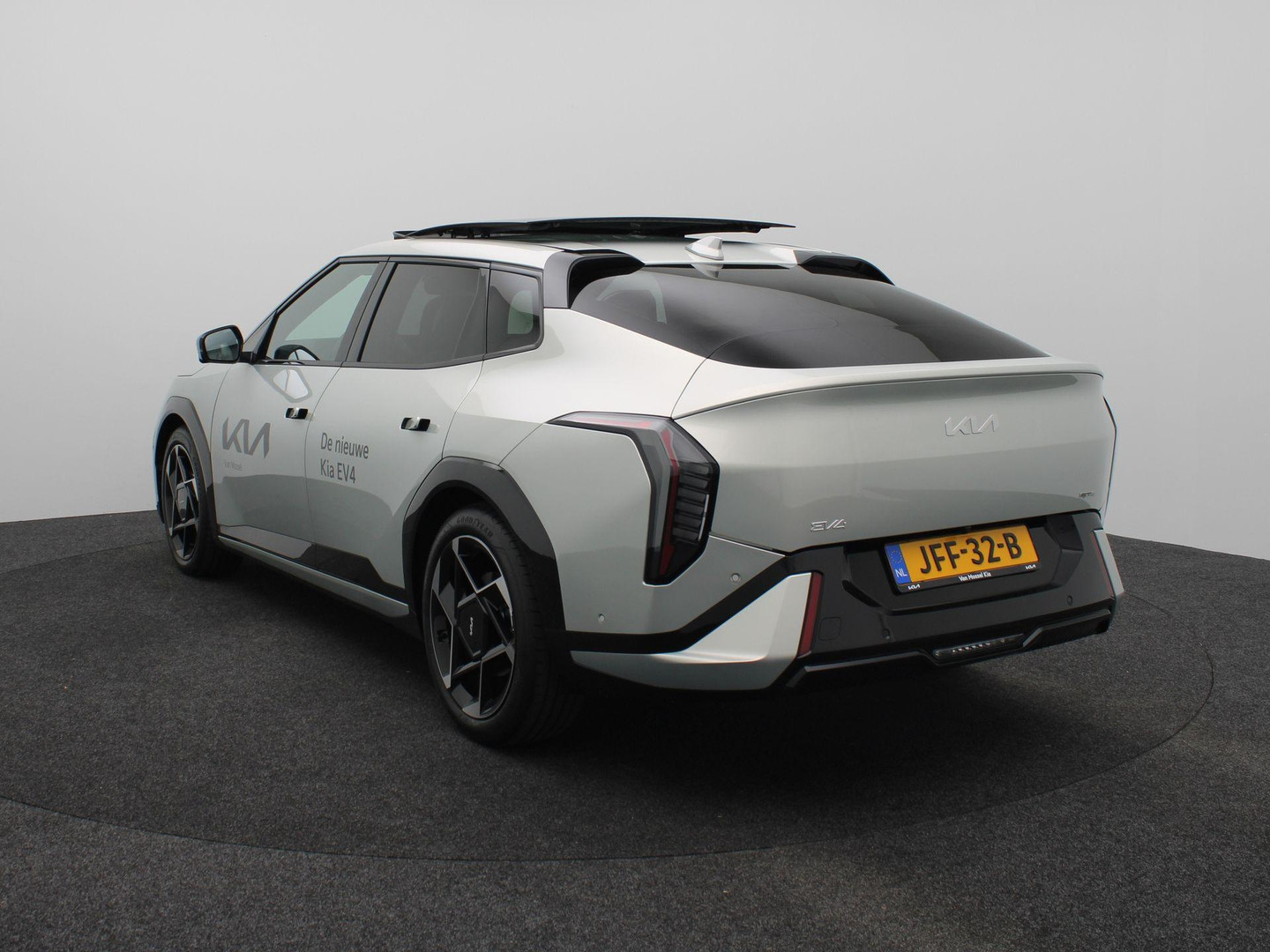 Kia EV4